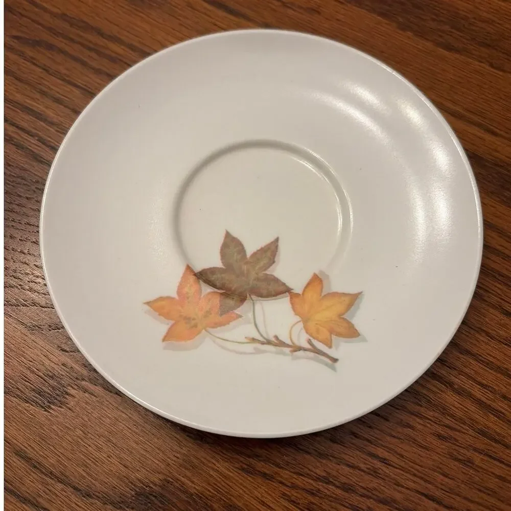 Vintage Texas Ware Melmac Autumn Maple Leaf 6